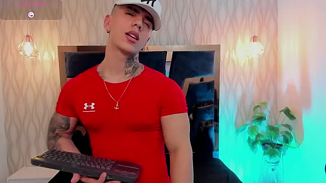 Snapshot of Flynn_Riider chatting on 02-21-26, 06:36 Flynn Riider online show from 02-21-26, 06:36