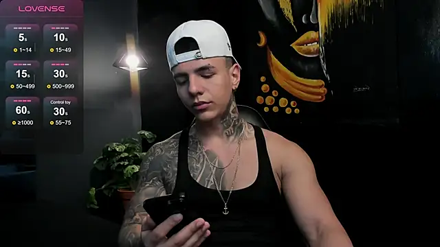 Snapshot of Flynn_Riider chatting on 02-24-26, 05:22 Flynn Riider online show from 02-24-26, 05:22