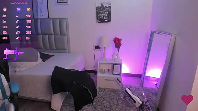 Aurora Hotson online show from 02-19-25, 12:46