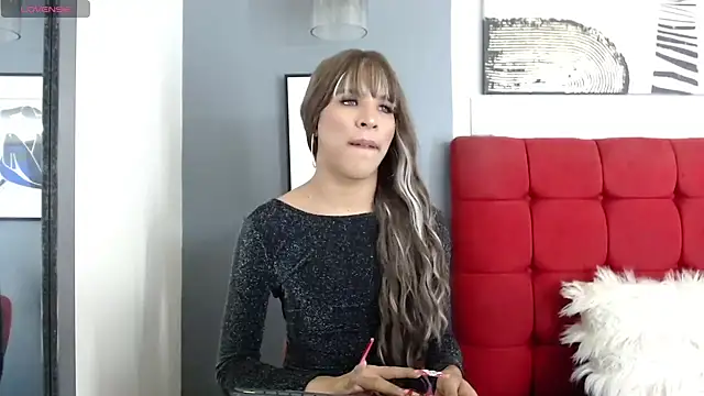 Snapshot of _Natassia_Dreams chatting on 01-24-25, 01:13 Natassia Dreams online show from 01-24-25, 01:13