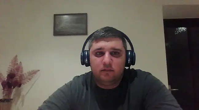  revianzip1 online show from 12-21-24, 05:40