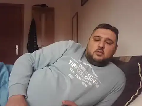  revianzip1 online show from 01-31-25, 02:28