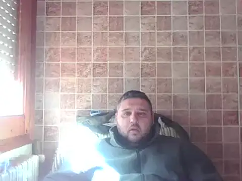  revianzip1 online show from 03-04-25, 09:40