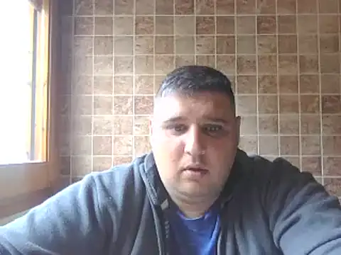  revianzip1 online show from 03-13-25, 01:50