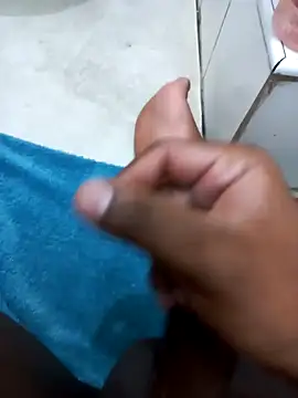 Snapshot of Sam123a chatting on 02-25-26, 05:33 Sam123a online show from 02-25-26, 05:33