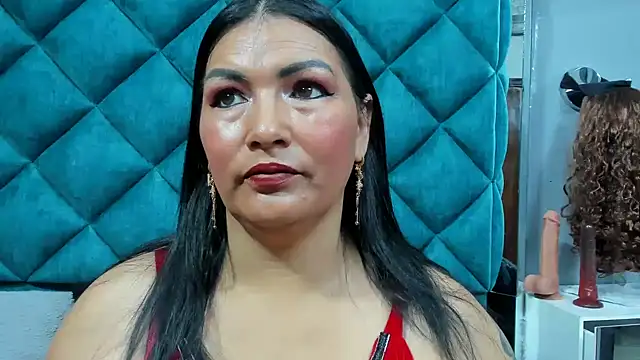 Snapshot of PENELOPELEWISs chatting on 11-04-25, 06:51 PENELOPELEWISs online show from 11-04-25, 06:51