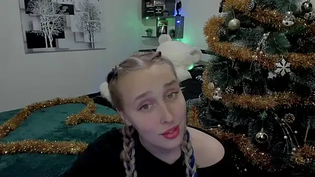 LinaTruly online show from 12-14-24, 11:12