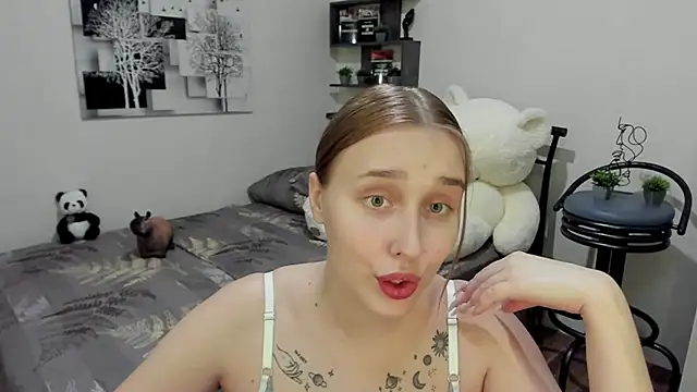 LinaTruly online show from 03-18-25, 12:27