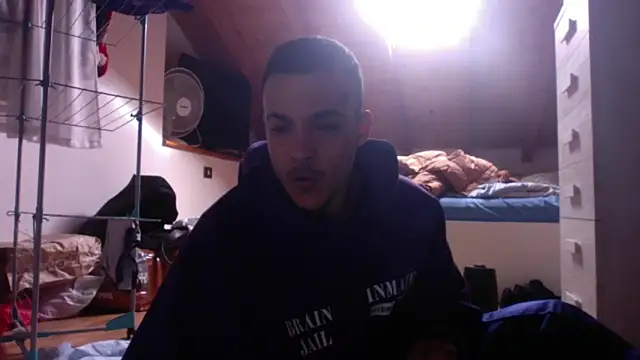 Snapshot of FTM98xxx chatting on 02-11-26, 11:15 FTM98xxx online show from 02-11-26, 11:15