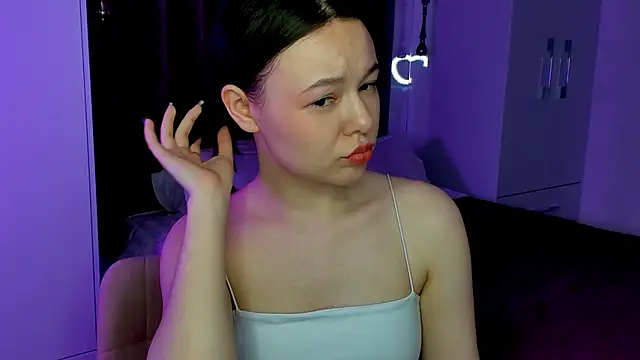 Snapshot of LovelyJane chatting on 02-05-25, 11:02 LovelyJane online show from 02-05-25, 11:02