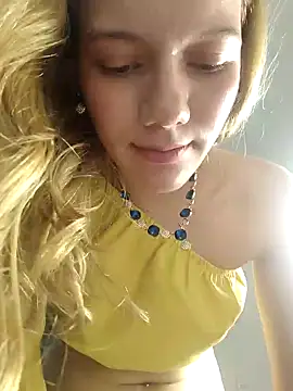 NicoleCut online show from 01-17-25, 02:50