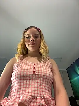 NicoleCut online show from 10-10-25, 10:47