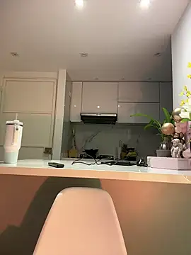 NicoleCut online show from 02-18-26, 10:00