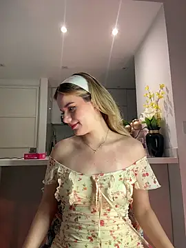 NicoleCut online show from 03-07-26, 11:24