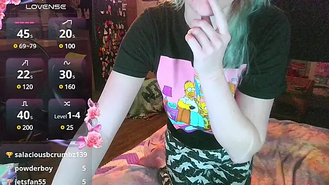 Snapshot of _hellostormy_ chatting on 02-08-25, 11:44 hellostormy online show from 02-08-25, 11:44