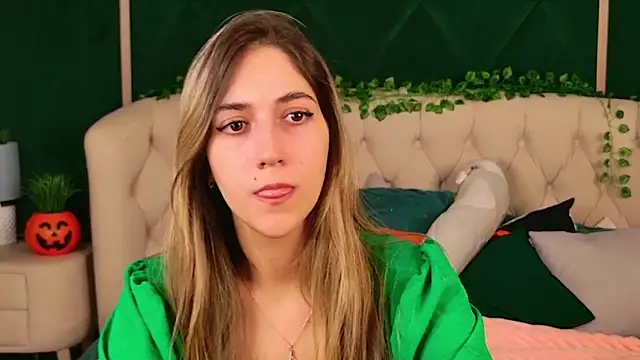 Teresa Stane online show from 10-20-25, 05:30