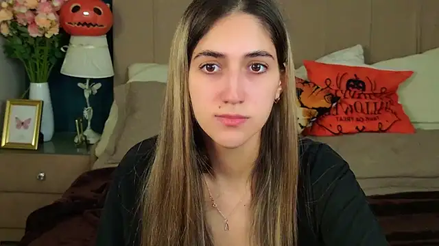 Teresa Stane online show from 11-04-25, 05:28