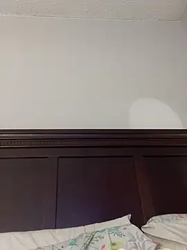 Snapshot of 1prettygem chatting on 12-23-24, 12:25 1prettygem online show from 12-23-24, 12:25