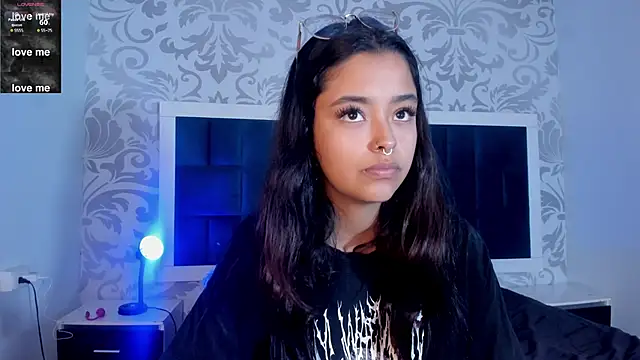 Snapshot of Ariana_Pierce chatting on 12-30-24, 03:03 Ariana Pierce online show from 12-30-24, 03:03