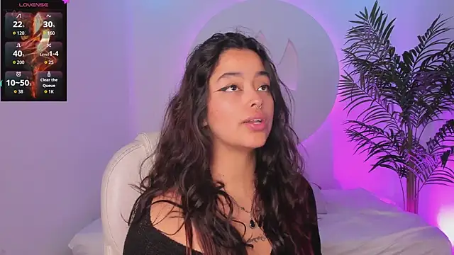 Ariana Pierce online show from 11-09-25, 12:36