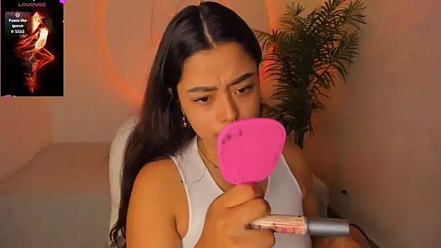 Ariana Pierce online show from 12-05-25, 12:58