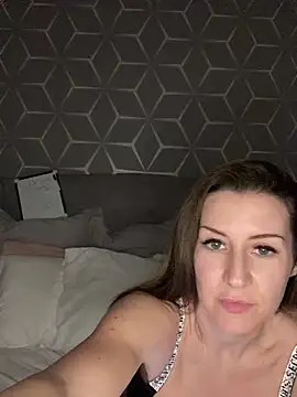 Snapshot of Charlotte-Urban chatting on 12-29-24, 10:47 Charlotte-Urban online show from 12-29-24, 10:47