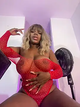 Snapshot of mia-brit chatting on 03-11-25, 06:52 mia-brit online show from 03-11-25, 06:52