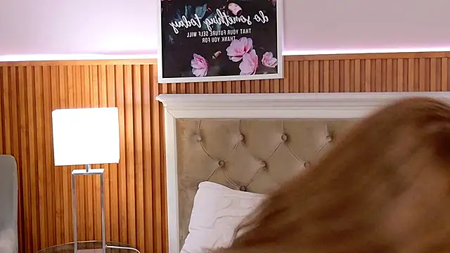 MeganMour online show from 03-04-25, 09:11