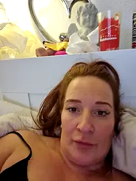 Engel mia online show from 02-16-25, 05:37