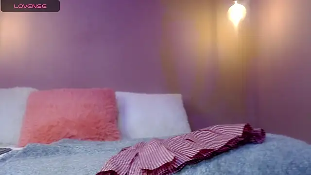 Snapshot of cami_fire chatting on 02-03-25, 07:31 cami fire online show from 02-03-25, 07:31