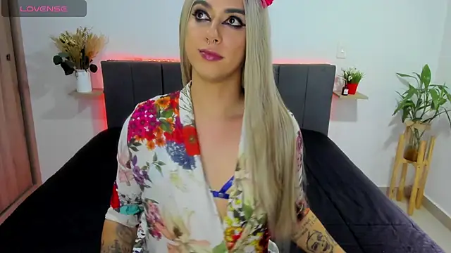 ashley sans2000 online show from 11-04-25, 06:07