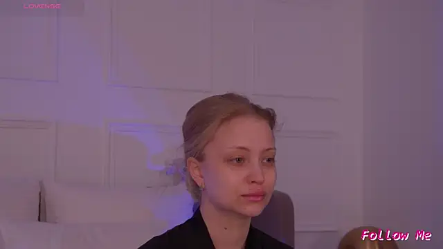 DorisHell online show from 12-14-25, 12:27