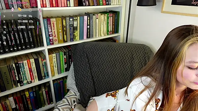 Snapshot of FalineDowlen chatting on 01-16-25, 11:37 FalineDowlen online show from 01-16-25, 11:37