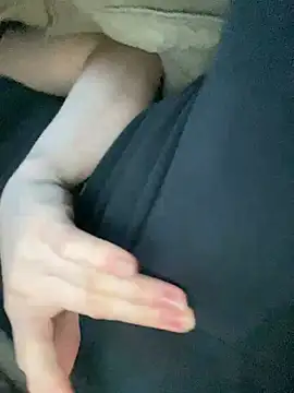 Mia Mia M online show from 03-03-26, 03:40