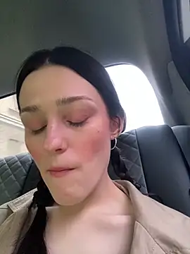 Mia Mia M online show from 04-14-26, 03:51