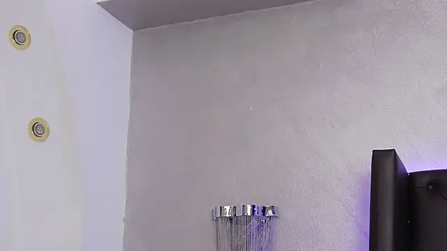 SkylerSpark online show from 01-28-25, 02:53