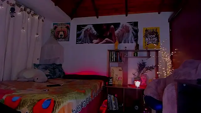 cuteweed420 online show from 02-18-25, 07:21