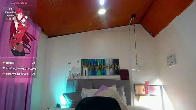 Snapshot of _lara1 chatting on 10-12-25, 07:02 lara1 online show from 10-12-25, 07:02