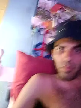 tunegrito007 online show from 12-15-25, 04:28