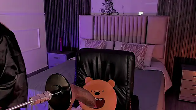 Lillyortiz online show from 03-05-26, 08:16