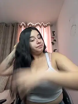 SaraBraun  online show from 10-07-25, 04:48