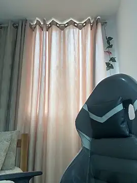 SaraBraun  online show from 10-08-25, 04:59