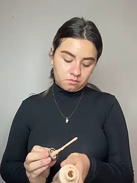 SaraBraun  online show from 04-09-26, 05:40