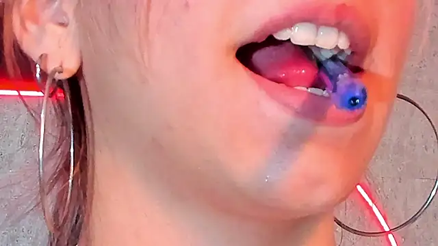 ArtemisaBlake online show from 01-07-25, 12:24