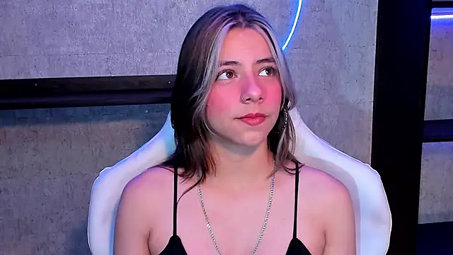 ArtemisaBlake online show from 01-22-25, 09:21