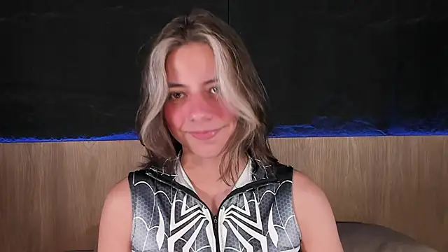 ArtemisaBlake online show from 02-04-25, 09:41