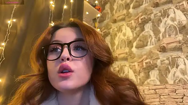 LaurenRossss online show from 01-31-25, 02:04