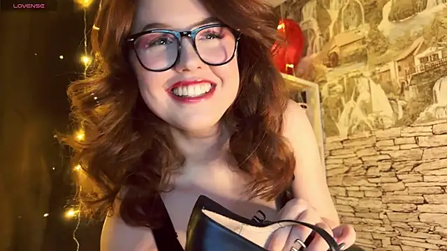LaurenRossss online show from 02-22-25, 11:24