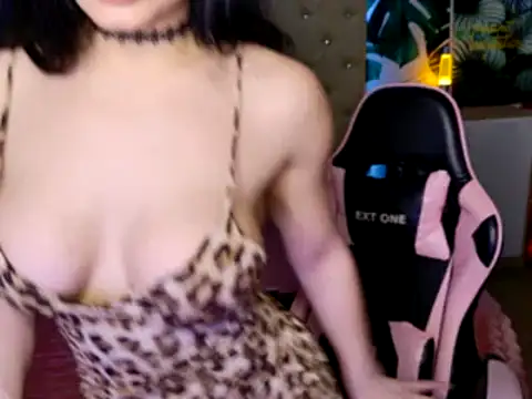 KattieSims online show from 02-24-25, 01:13