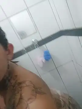 baixinhaloira online show from 01-11-25, 01:06